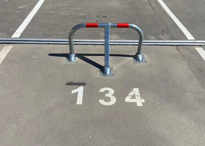 A 100 M De La Avec Parking شقة